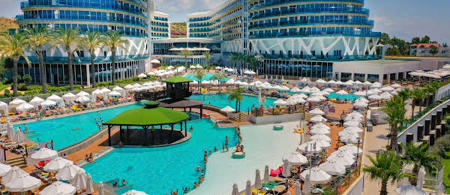 Vikingen Infinity Resort & Spa