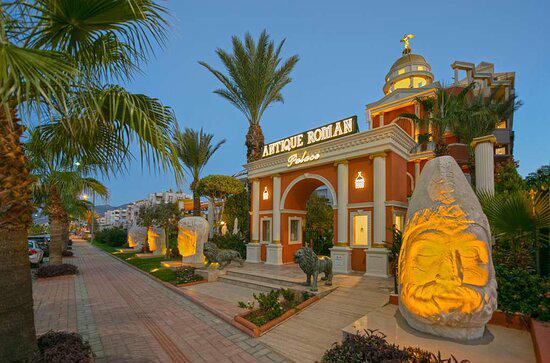 Antique Roman Palace Museum Hotel