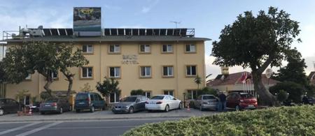 Muz Hotel