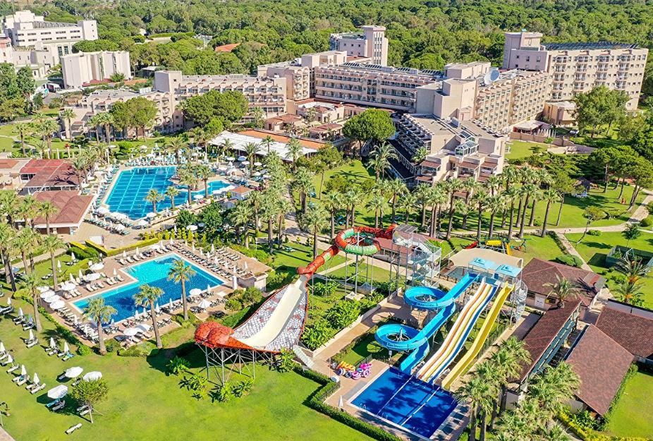 Crystal Tat Beach Golf Resort & Spa