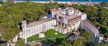 Seven Seas Hotel Life