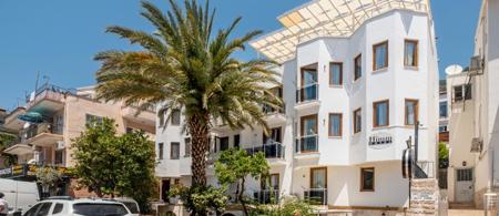 Himm Hotel