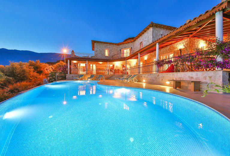 Çınarlar Apart Hotel