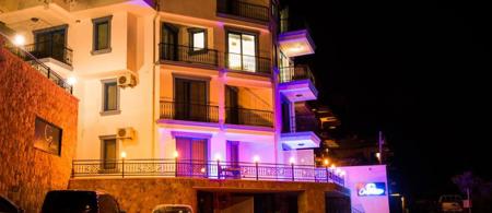 Carpediem Suite Hotel