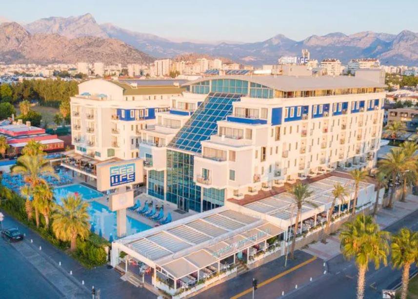 Sealife Family Resort Hotel