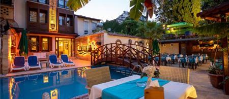 Castle Boutique Hotel