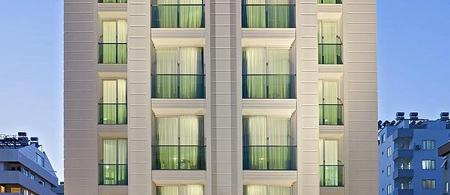 The Room Hotel & Apartments