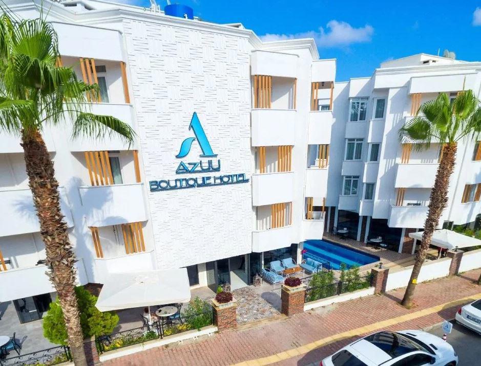 Azuu Hotel