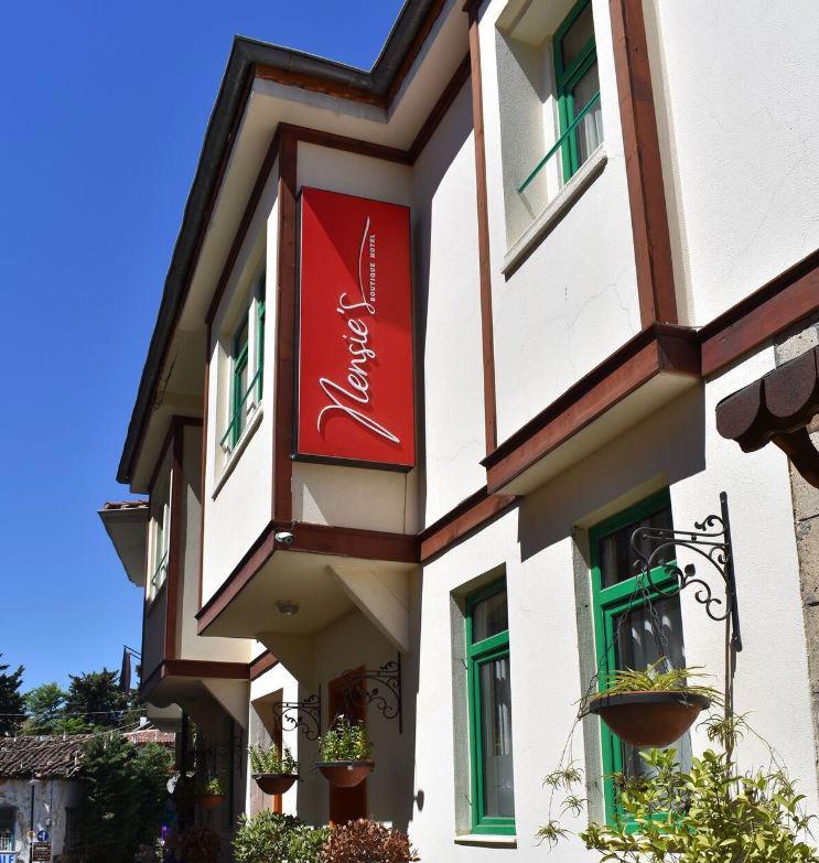 Nensie's Boutique Hotel