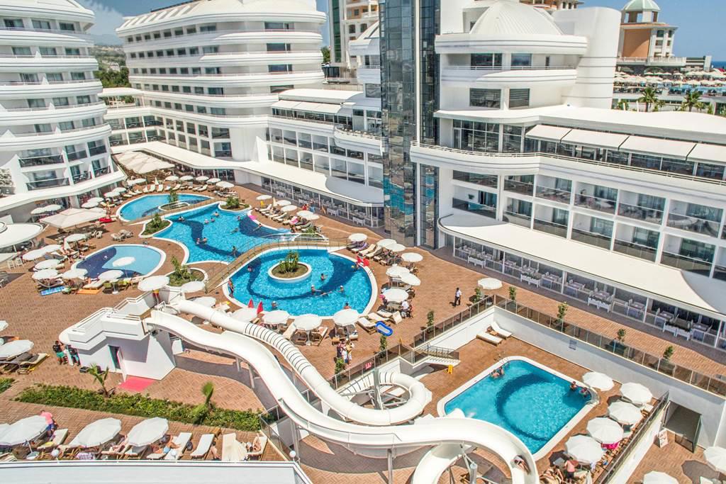 Laguna Beach Alya Resort & Spa