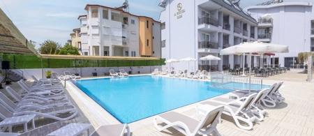 A Hotel Side
