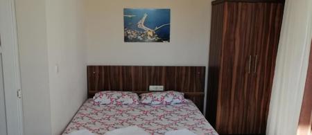 Un Side Hotel