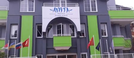 Anita Kemer Noch Hotel