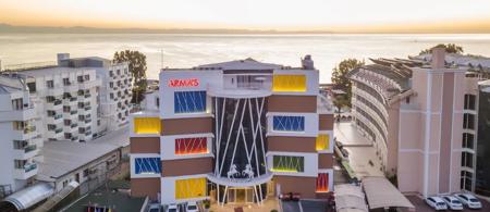 Armas Beach Hotel