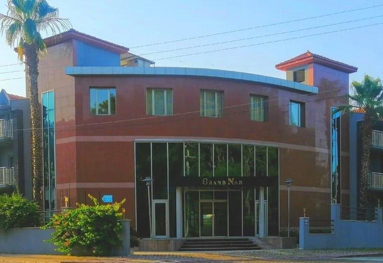 Grand Nar Hotel