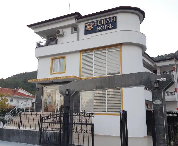 Elijah Hotel
