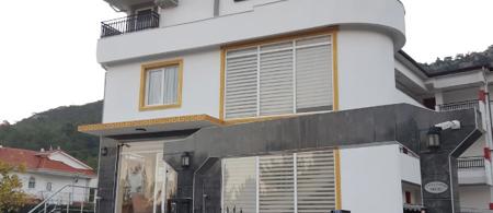 Elijah Hotel