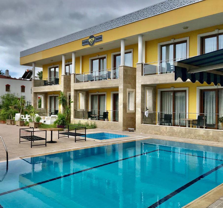 Kemer Rich Suit Hotel