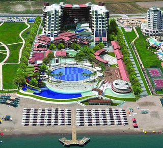 Limak Lara Deluxe Hotel & Resort