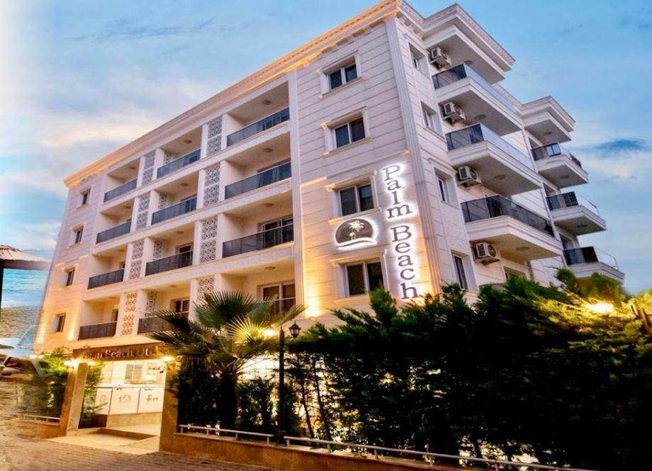 Palm Beach Hotel