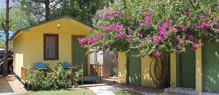 Felix Bungalow Hotel