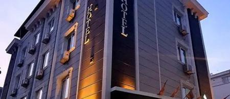 Grand Black Hotel