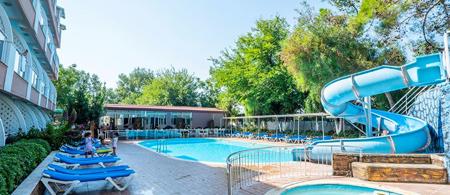 Aperion Beach Hotel