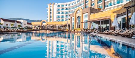 The Lumos Deluxe Resort Hotel & Spa