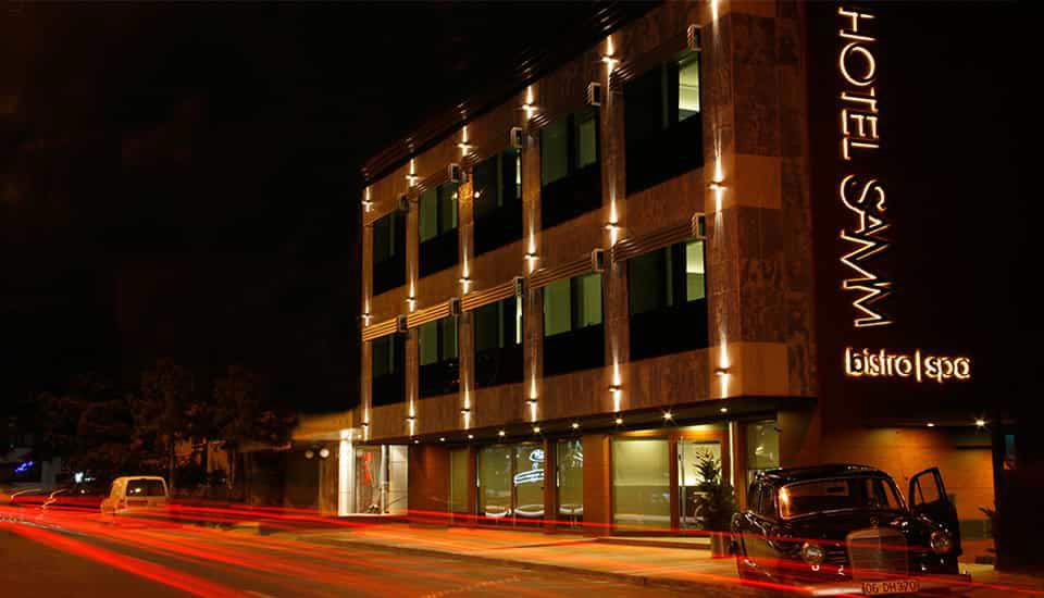 Samm - Boutique Class