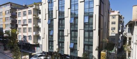 Izz Otel