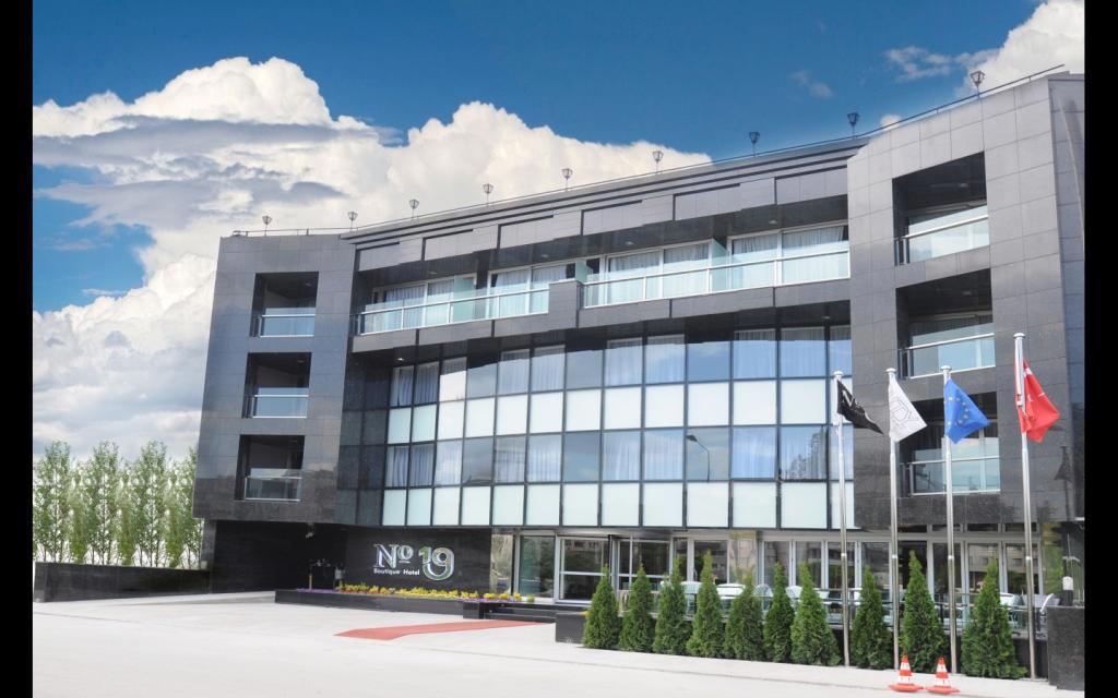 No 19 Boutique Hotel
