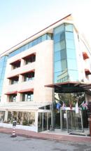 Grand Nora Hotel