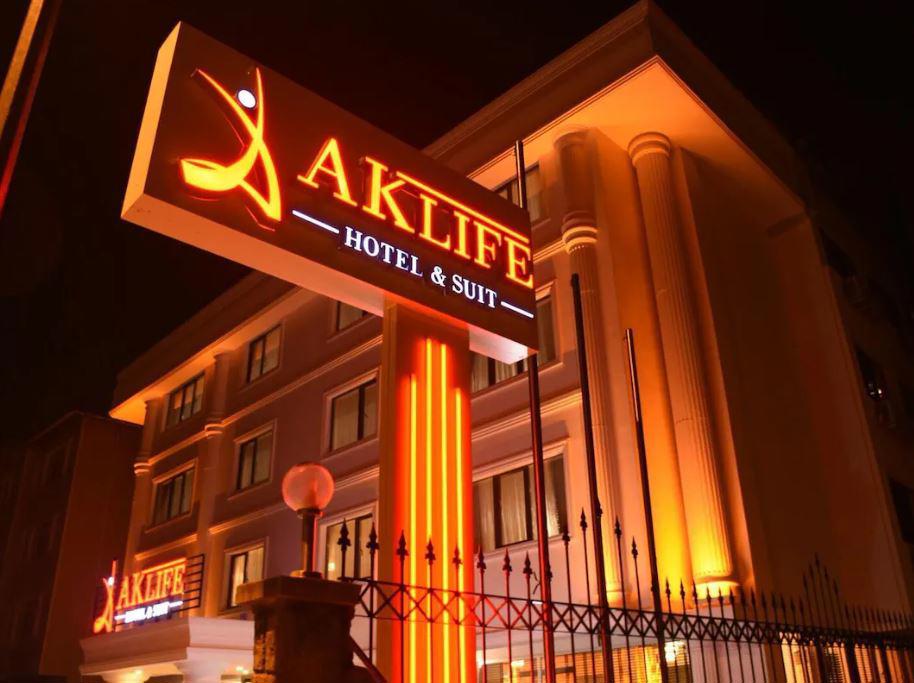 Aklife Hotel & Suit