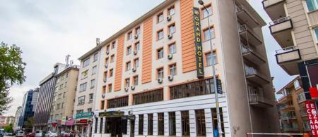 An Grand Hotel