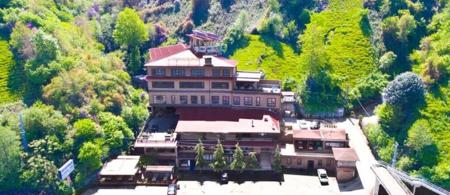 Şelale Otel