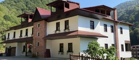 Şelale Otel