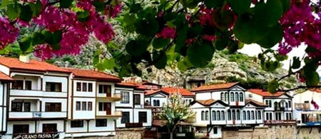 Şehrizade Konakları