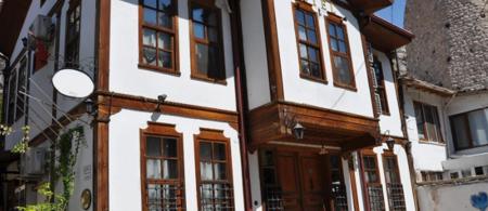 Ezgi Konakları