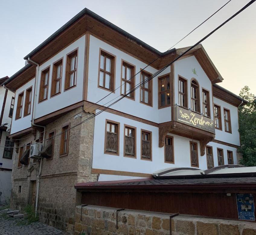 Zerde Konak
