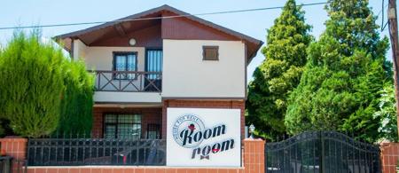 Room Room Villa