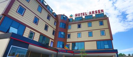 Hotel Arsen