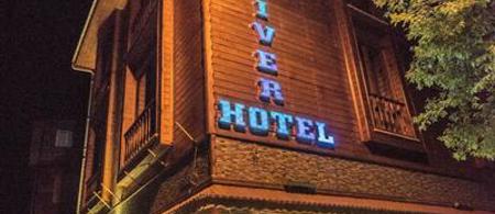 Hill River Hotel