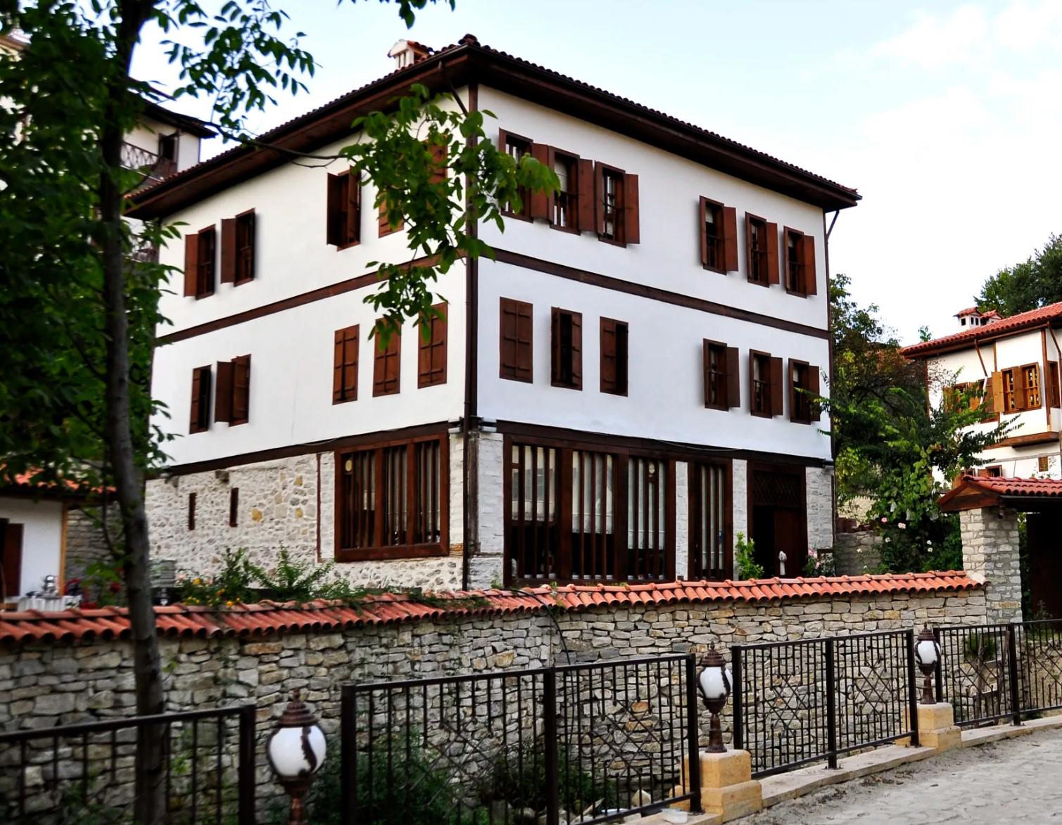 Safranbolu Camlica Konagi Carsi Evi