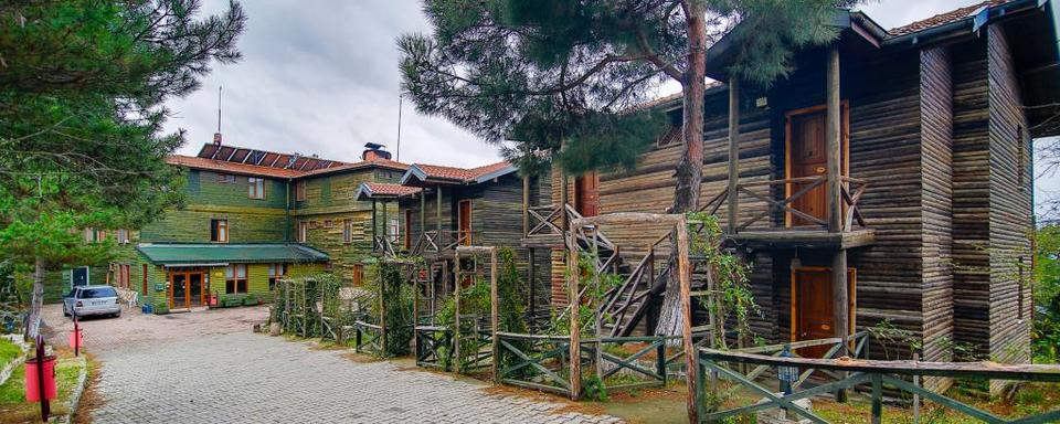 Ahşap Park Otel
