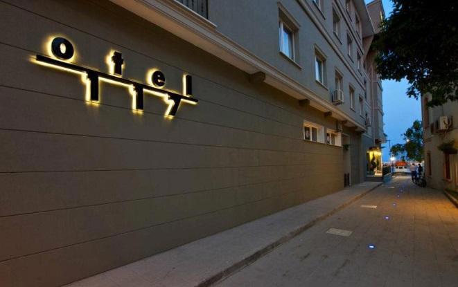 Hotel 117