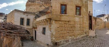 Serene Cave House