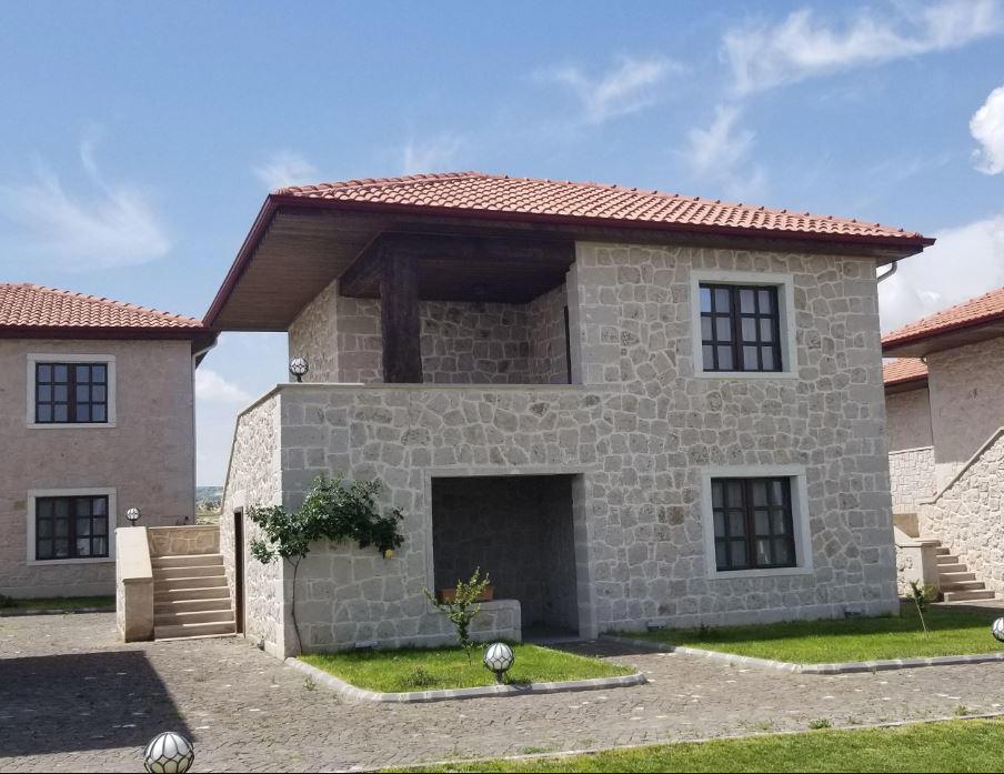 Elevres Stone House Hotel