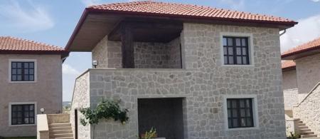 Elevres Stone House Hotel