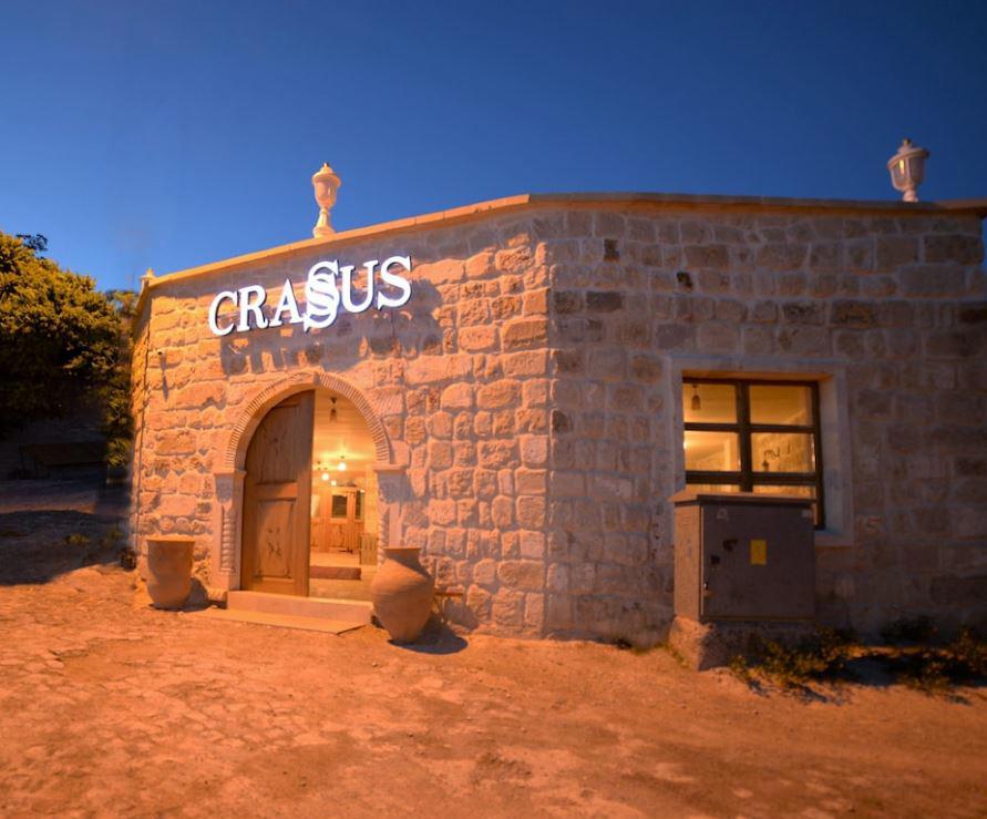 Crassus Cave Hotel