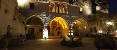 Casia Cave Suites